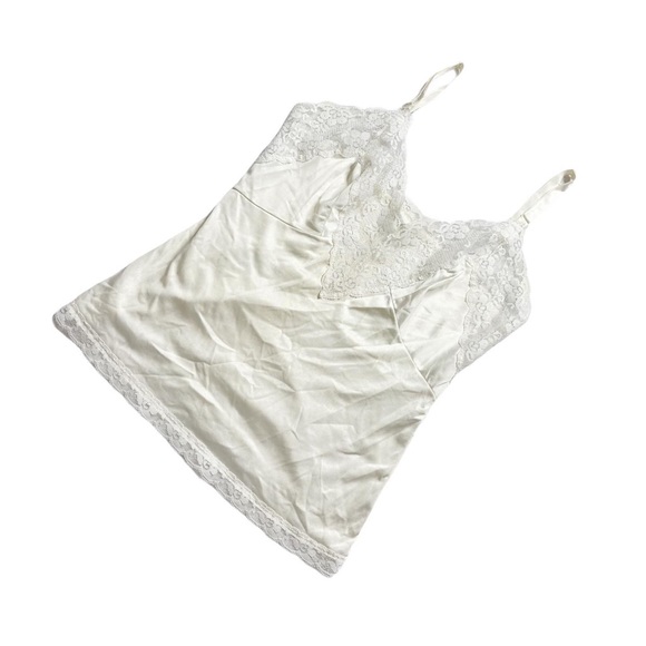 Tops - White Vintage Lace Mesh Tank top